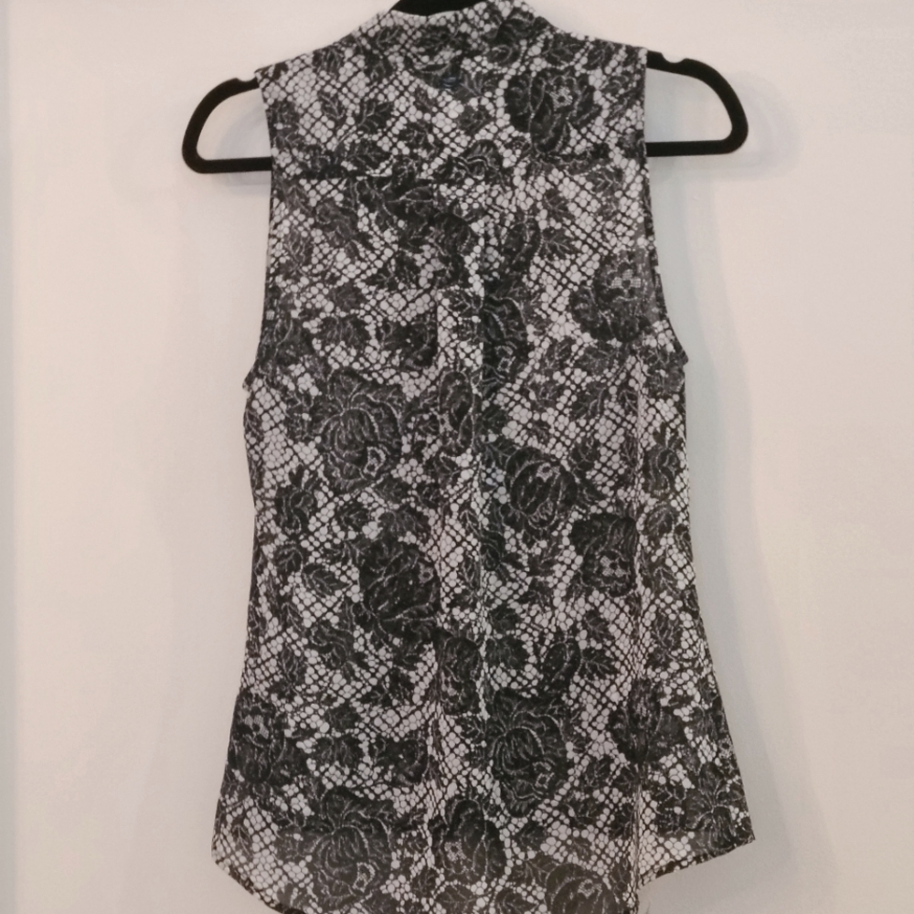 GUESS button down, collared tank top! - Picture 3 of 3